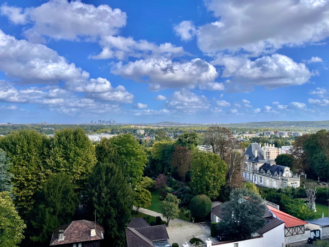 Habiter &agrave; Saint-Germain-en-Laye et travailler &agrave; Paris : pourquoi le RER A fait la diff&eacute;rence ?